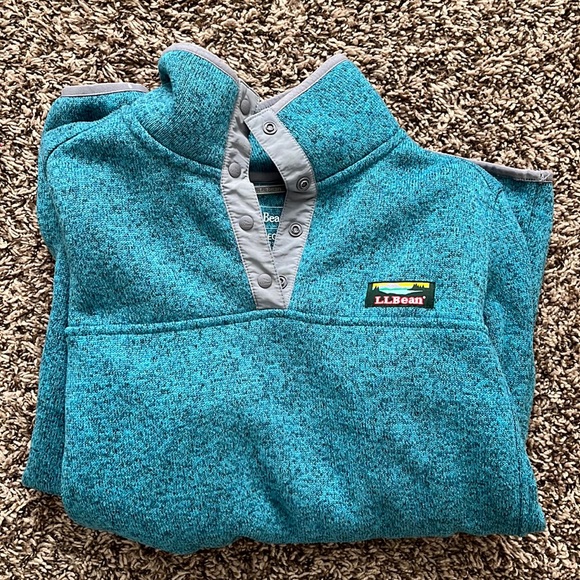 L.L. Bean Black Sweater - Picture 1 of 1